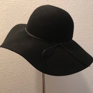 MOVING SALE ALL MUST GO Floppy Hat